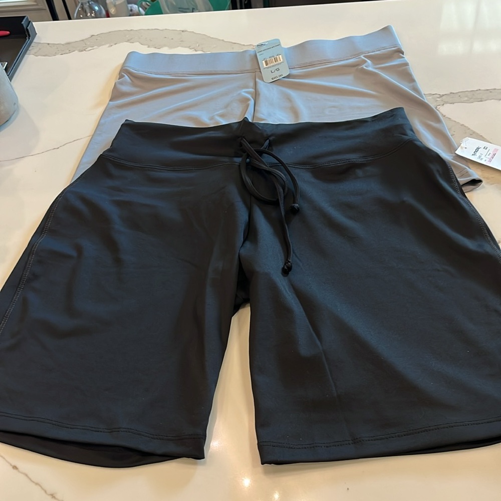 NWT 2 Bike Shorts. Grey & Black. Lots of Spandex. So Sporty & Bold Spirit - Picture 16 of 16